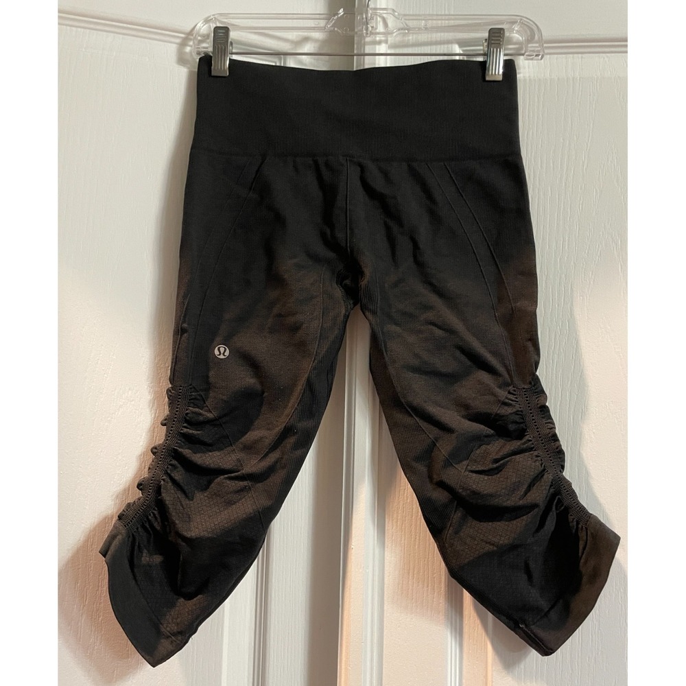 Lululemon Athletica Ebb & Flow Cropped Leggings Charcoal Black Size 6 Ruched Leg